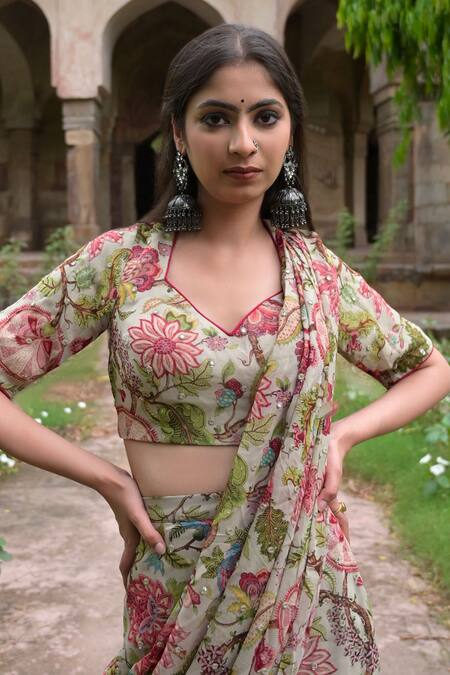 Mirkashi Grey Georgette Embroidery, Mirrors Pre-draped Floral Print Saree With Blouse Online at Aza Fashions Mirkashi_Grey Georgette Embroidery, Mirrors Pre-draped Floral Print Saree With Blouse_Online_at_Aza_Fashions