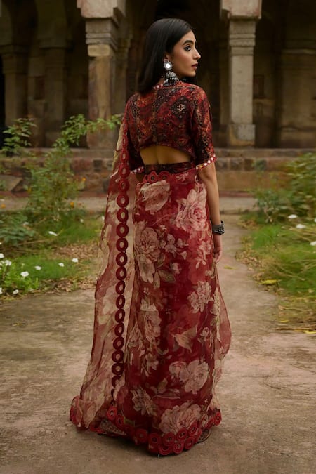 Shop Mirkashi Maroon Silk, Organza Embroidery V-neck Floral Print Saree With Blouse at Aza Fashions Shop_Mirkashi_Maroon Silk, Organza Embroidery V-neck Floral Print Saree With Blouse_at_Aza_Fashions