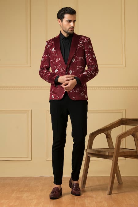 Hilo Design Maravilla Embroidered Blazer & Trouser Set 
