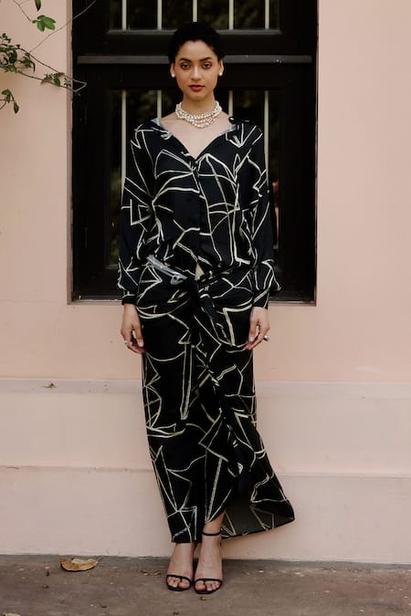 Nouria By Dipti Advait_Black Cotton Satin Embroidery Collared Anna Bgeo Print Wrap Dress _at_Aza_Fashions