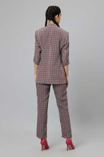 Shop Sva By Sonam & Paras Modi Black Crepe Printed Geometric Lapel Collar Suit And Pant Set at Aza Fashions Shop_Sva By Sonam & Paras Modi_Black Crepe Printed Geometric Lapel Collar Suit And Pant Set_at_Aza_Fashions