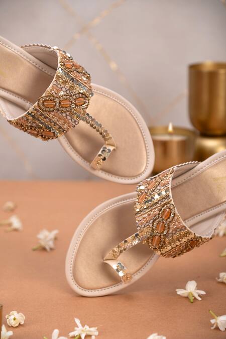 Buy_House Of Vian_Gold Glided Glare Embellished Kolhapuri Flats _Online_at_Aza_Fashions
