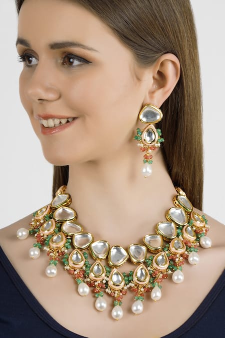 Chhavi's Jewels Kundan Choker Set 