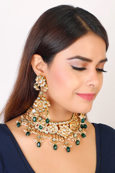 Chhavi's Jewels Floral Kundan Choker Set 