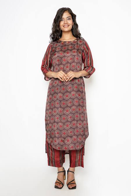 Kameez_Brown Silk Embroidery Boat Neck Floral Print Kurta And Pant Set _at_Aza_Fashions