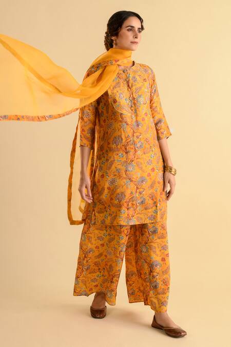 Shop_Kameez_Yellow Silk, Organza Embroidery Round Neck Floral Print And Kurta Set _Online_at_Aza_Fashions