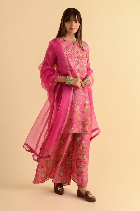 Kameez Pink Silk, Organza Embroidery Round Neck Flower Print And Kurta Set 