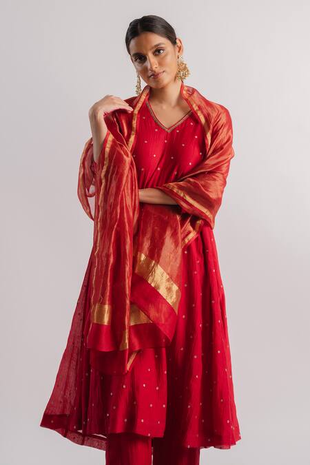 Tussah By Siddhi Shah_Red Chanderi Hand Embroidered Sequins V Neck A-line Kurta And Pant Set  _at_Aza_Fashions