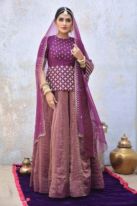 Lehenga with high neck on sale blouse