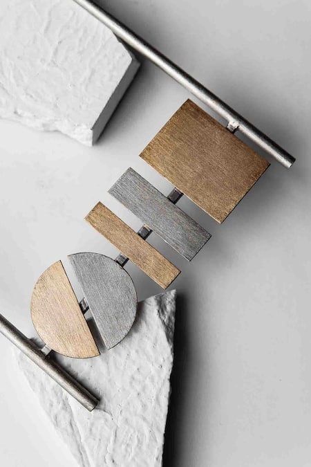 Shop_DE'ANMA_Silver Plated Geometric Pendant Necklace _at_Aza_Fashions