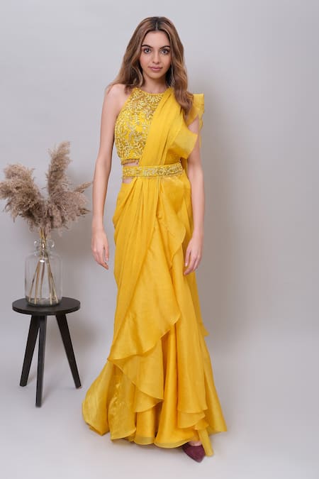 Yellow Jaal Embroidered Lehenga Saree Set Design by Saaj By Ankita at  Pernia's Pop Up Shop 2024