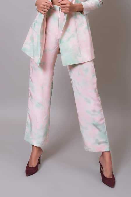 Nayantaara_Peach Crepe Sequins Plunge Neck Boss Tie Dyed Blazer Pant Set _at_Aza_Fashions