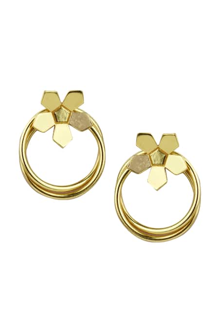 Shop Varnika Arora Gold Plated Zuri Floral Pattern Earrings at Aza Fashions Shop_Varnika Arora_Gold Plated Zuri Floral Pattern Earrings _at_Aza_Fashions