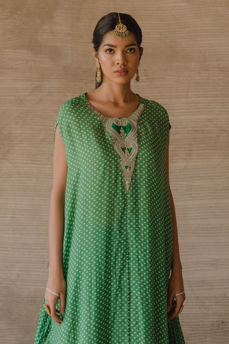 Buy_Tussah By Siddhi Shah_Green Spun Silk Bandhej Round Pattern Kaftan With Pant  _Online_at_Aza_Fashions