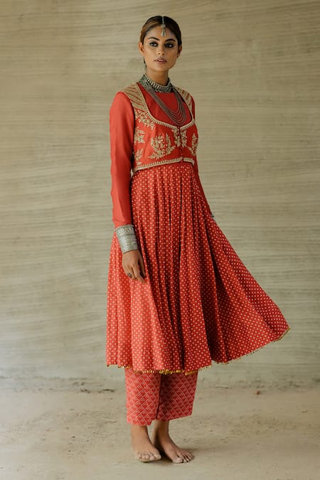 Shop Tussah By Siddhi Shah Red Anarkali And Pant Spun Silk Printed Raw Floral Embroidered Set Online at Aza Fashions Shop_Tussah By Siddhi Shah_Red Anarkali And Pant Spun Silk Printed Raw Floral Embroidered Set _Online_at_Aza_Fashions