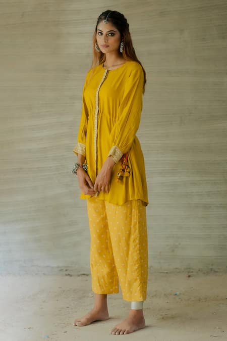 Tussah By Siddhi Shah_Yellow Spun Silk Embroidered Bandhej Placed Sequin Tunic With Pant  _Online_at_Aza_Fashions