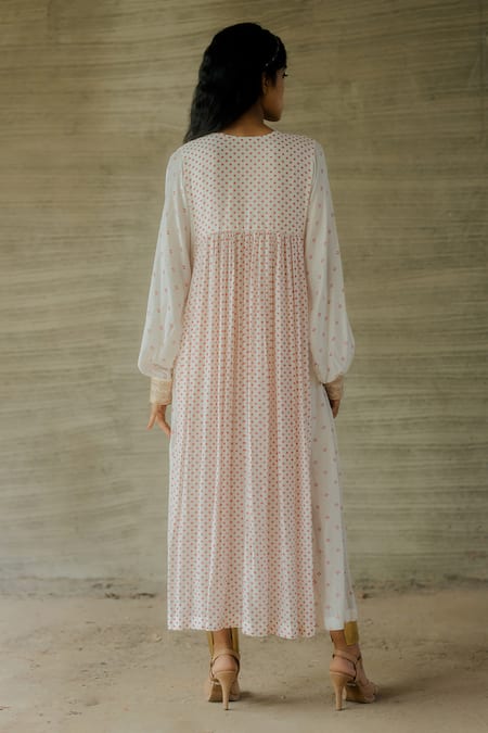 Tussah By Siddhi Shah Sequin Embroidered Bandhej Kaftan 