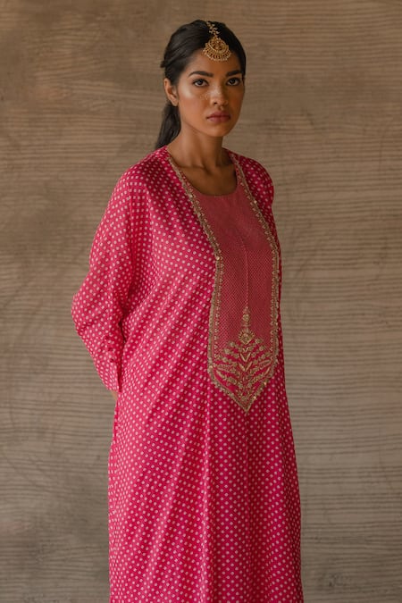 Tussah By Siddhi Shah_Pink Silk Sequins Round Neck Embroidered Bodice Kaftan With Pant _Online_at_Aza_Fashions