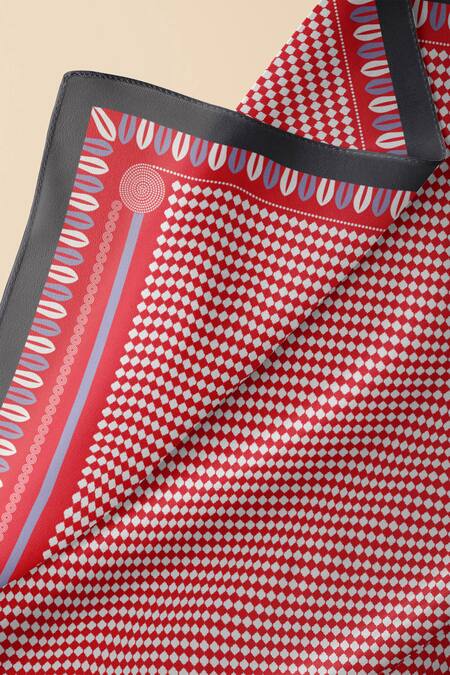 Thee Modern Roots Red Silk Embroidery Jeweled Mirage Dupatta Online at Aza Fashions Thee Modern Roots_Red Silk Embroidery Jeweled Mirage Dupatta _Online_at_Aza_Fashions