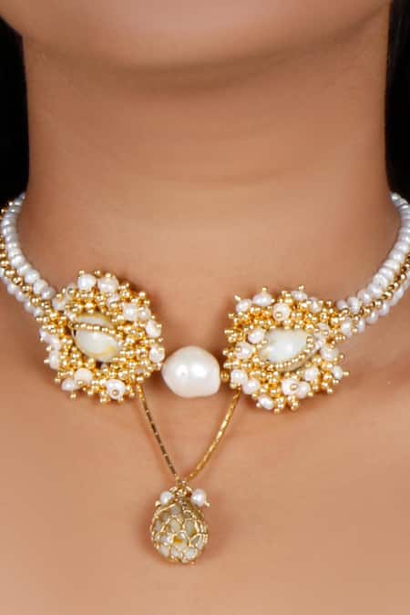 Buy White Necklaces & Pendants for Women by Kairangi by Yellow Chimes  Online | Ajio.com