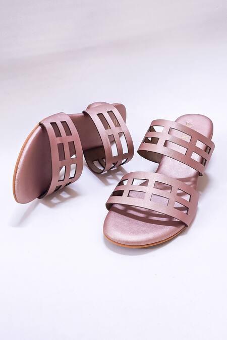 The Alter Pink Plain Eleanor Laser-cut Circular Block Heels Online at Aza Fashions The Alter_Pink Plain Eleanor Laser-cut Circular Block Heels _Online_at_Aza_Fashions