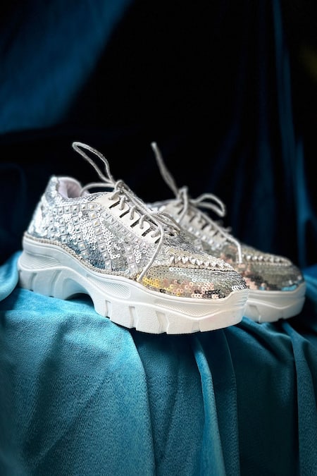 Chal Jooti Prismatic Metallic Armour Embroidered Sneakers 