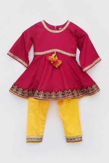 Buy_FAYON KIDS_Pink Cotton Lace, Sequins, Embroidery Border Kurta And Salwar Set _Online_at_Aza_Fashions