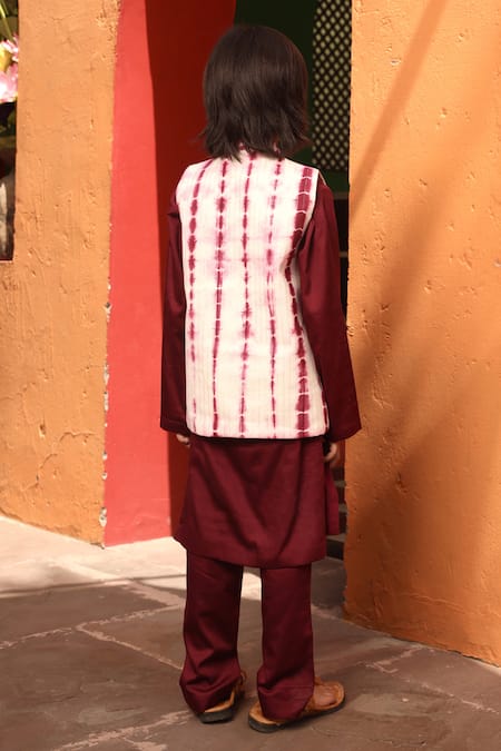 Fayon Kids_Maroon Cotton Embroidery Tie Dye Kurta Set _Online_at_Aza_Fashions