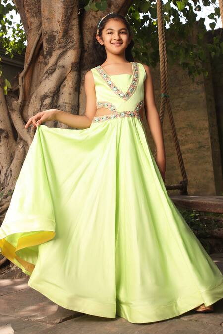 Buy Fayon Kids Green Georgette, Cotton Embroidery, Lace Jumpsuit With Printed Cape Online at Aza Fashions Buy_Fayon Kids_Green Georgette, Cotton Embroidery, Lace Jumpsuit With Printed Cape _Online_at_Aza_Fashions