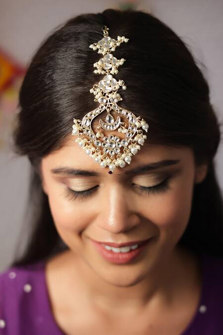 Ishhaara Gold Plated Pearl Embellished Maangtikka 