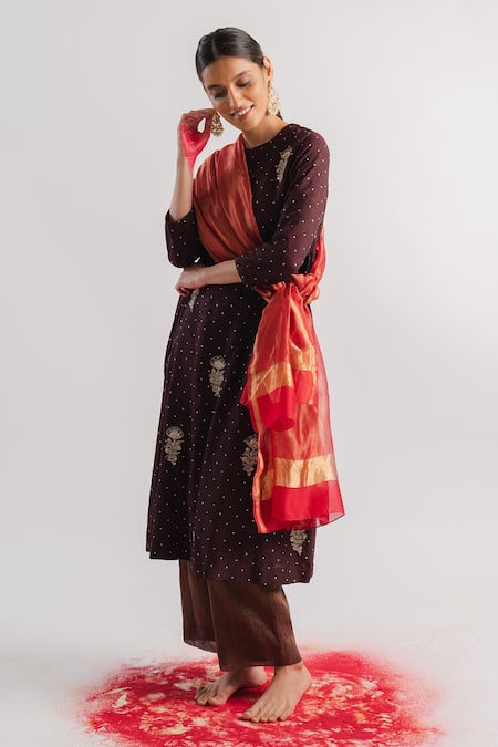 Shop Tussah By Siddhi Shah Brown Kurta Slub Silk Hand Embroidered Sequins Round And Pant Set Online at Aza Fashions Shop_Tussah By Siddhi Shah_Brown Kurta Slub Silk Hand Embroidered Sequins Round And Pant Set _Online_at_Aza_Fashions