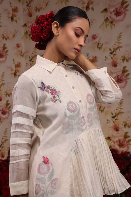 Buy Vrinda By Pundrik Dubey Ivory Chanderi Silk Embroidery Shawl Neck Top And Pant Set Online at Aza Fashions Buy_Vrinda By Pundrik Dubey_Ivory Chanderi Silk Embroidery Shawl Neck Top And Pant Set_Online_at_Aza_Fashions