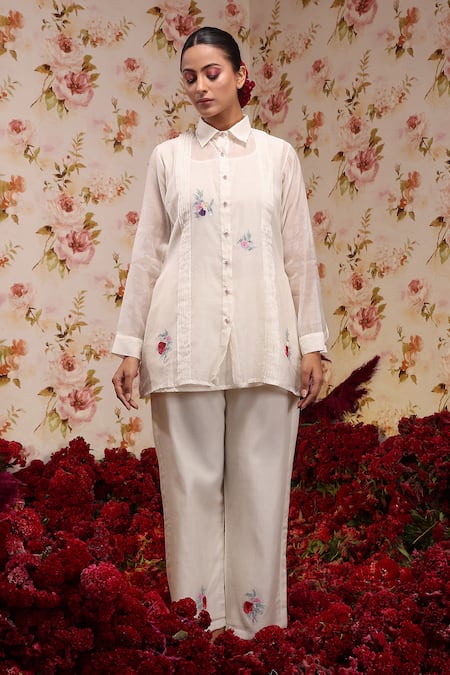 Shop Vrinda By Pundrik Dubey Ivory Chanderi Silk Embroidery Collared Placement Kurta Pant Set Online at Aza Fashions Shop_Vrinda By Pundrik Dubey_Ivory Chanderi Silk Embroidery Collared Placement Kurta Pant Set_Online_at_Aza_Fashions