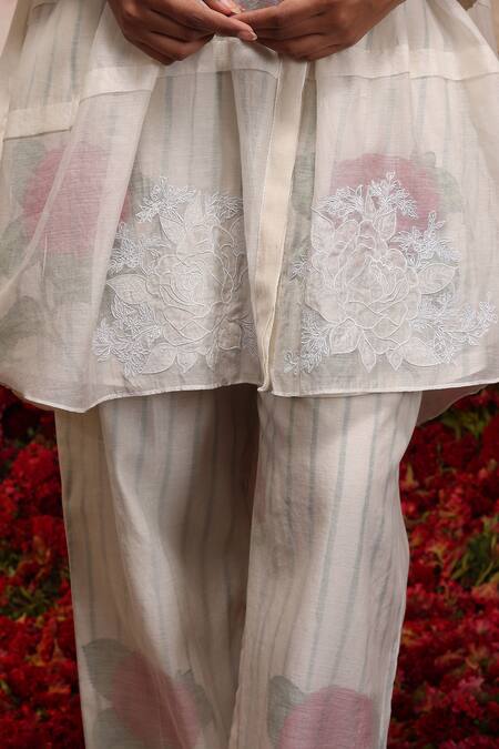 Vrinda By Pundrik Dubey_Ivory Chanderi Silk Embroidery Collared Top And Pant Set_at_Aza_Fashions