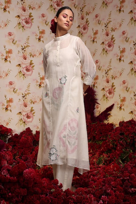 Buy_Vrinda By Pundrik Dubey_Ivory Chanderi Silk Embroidery Mandarin Collar Kurta And Pant Set_Online_at_Aza_Fashions