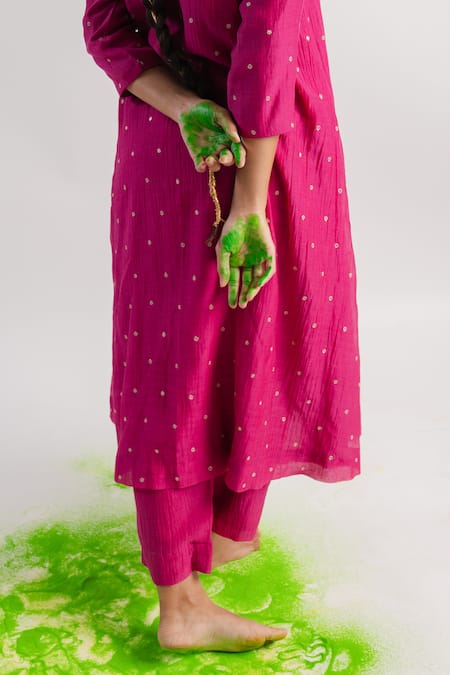 Buy_Tussah By Siddhi Shah_Pink Chanderi Sequins V-neck Embroidered A-line Kurta And Pant Set _Online_at_Aza_Fashions