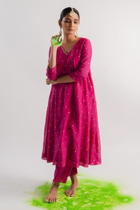 Tussah By Siddhi Shah_Pink Chanderi Sequins V-neck Embroidered A-line Kurta And Pant Set _at_Aza_Fashions