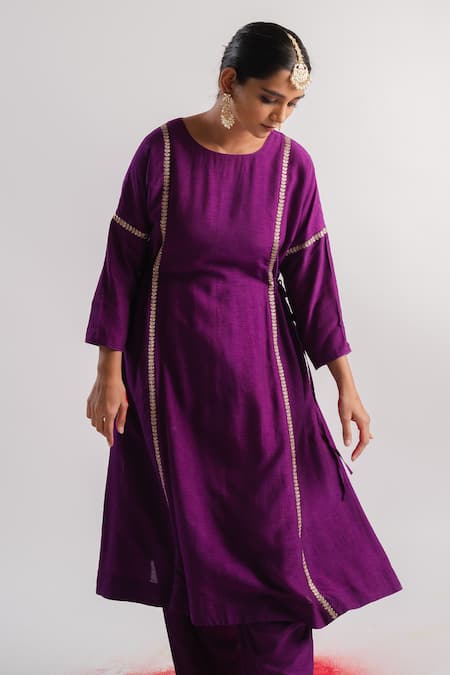 Tussah By Siddhi Shah_Purple Silk, Tissue Sequins Round Neck Line Embroidered Kurta And Pant Set _at_Aza_Fashions