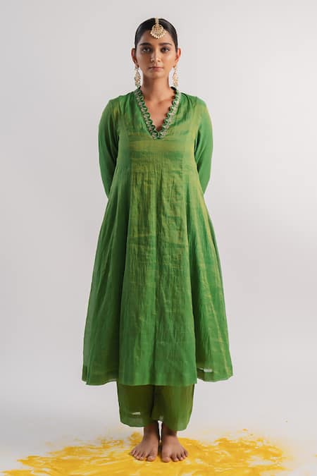 Tussah by Siddhi Shah Green Tissue Hand Embroidered Sequins V Neck Kurta And Pant Set  