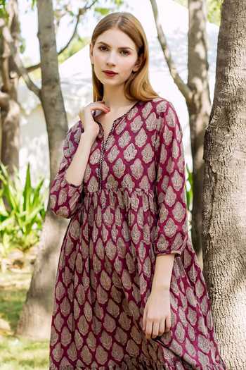 Missprint_Maroon Cotton Printed Hand Block Notched Elizabeth Florette Tiered Dress_at_Aza_Fashions