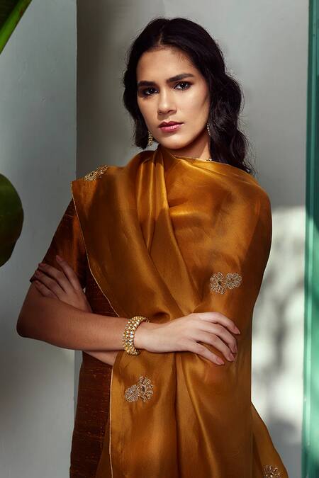 Weaver Story Yellow Silk, Organza, Handloom Cotton Kurta Set With Zardozi Work Dupatta Online at Aza Fashions Weaver Story_Yellow Silk, Organza, Handloom Cotton Kurta Set With Zardozi Work Dupatta _Online_at_Aza_Fashions