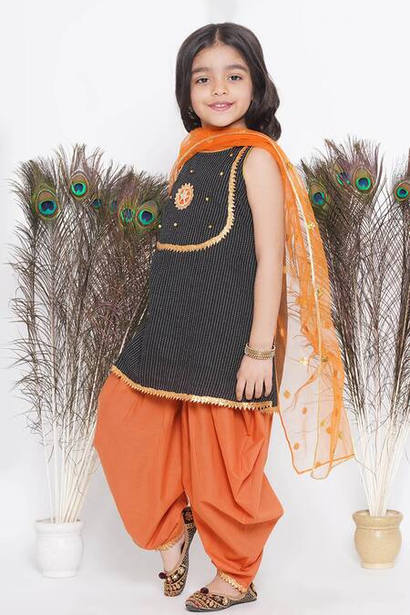 Buy_Little Bansi_Black Cotton, Chiffon Embroidery Thread Kurta Salwar Set _Online_at_Aza_Fashions