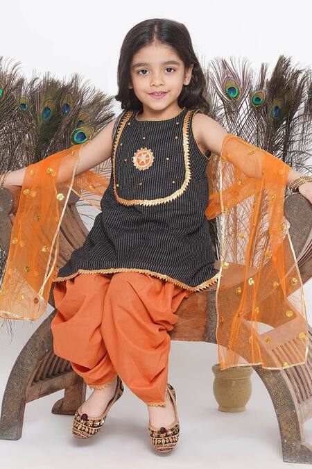 Shop_Little Bansi_Black Cotton, Chiffon Embroidery Thread Kurta Salwar Set _Online_at_Aza_Fashions