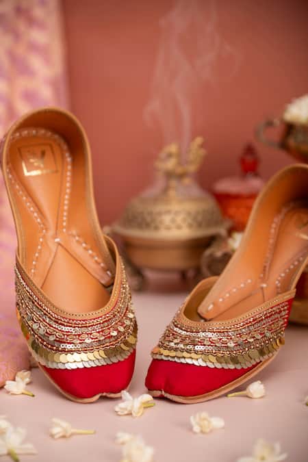 House Of Vian Zarina Embellished Juttis