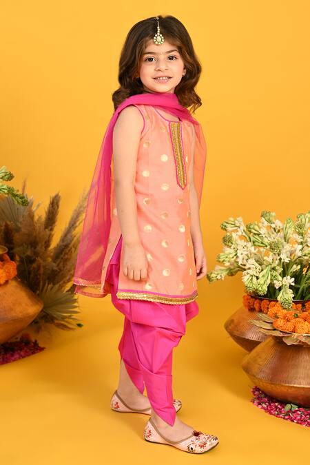 Shop Saka Designs Peach , Net, Satin Gota Circular Motif Pattern Kurta And Dhoti Pant Set Online at Aza Fashions Shop_Saka Designs_Peach , Net, Satin Gota Circular Motif Pattern Kurta And Dhoti Pant Set_Online_at_Aza_Fashions