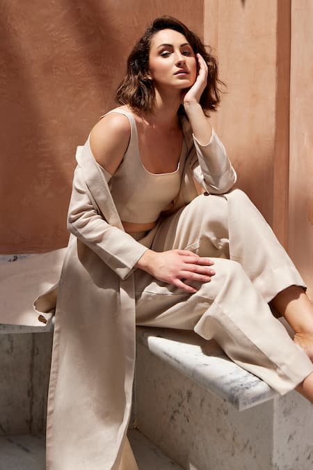 Palak Khandelwal_Grey Linen Round , Open Jacket And Pant Set _at_Aza_Fashions