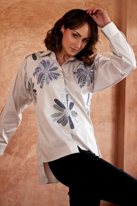 Palak Khandelwal_Grey Cotton Embroidery Collared Resham Floral Patch Shirt _Online_at_Aza_Fashions