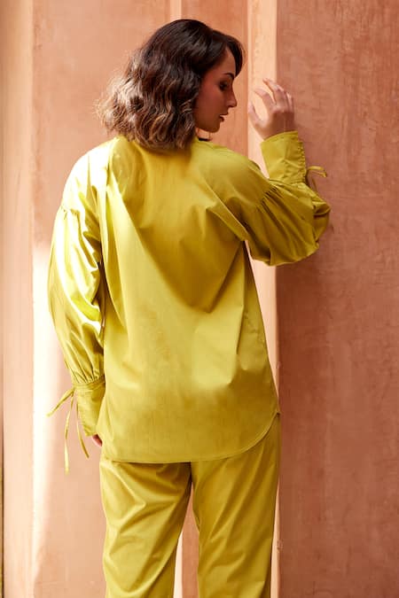 Palak Khandelwal Cuff Sleeves Shirt & Pant Set 