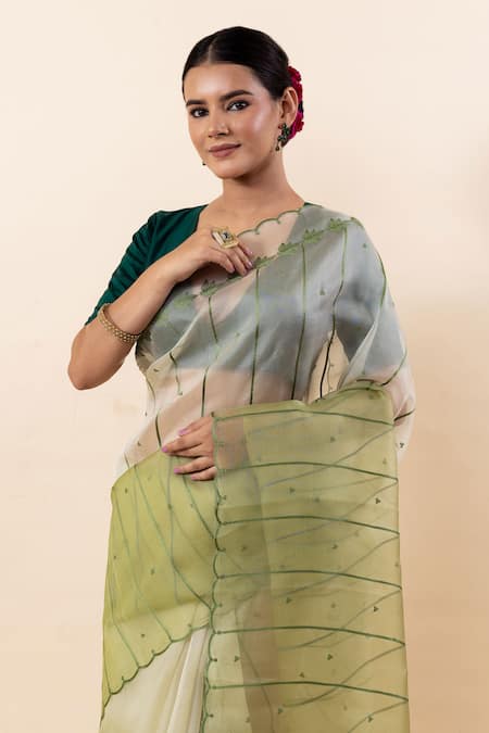 Taba Kashi By Artika Shah_Green Kora Scallop Border Saree With Running Blouse _Online_at_Aza_Fashions
