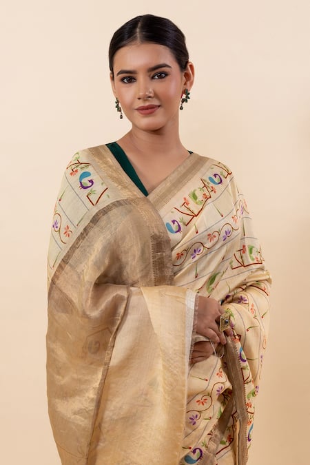 Buy_Taba Kashi By Artika Shah_Beige Chiffon Botanical Print Saree With Running Blouse_Online_at_Aza_Fashions